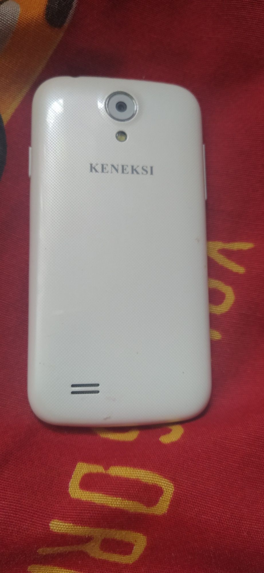 Keneksi apollo white