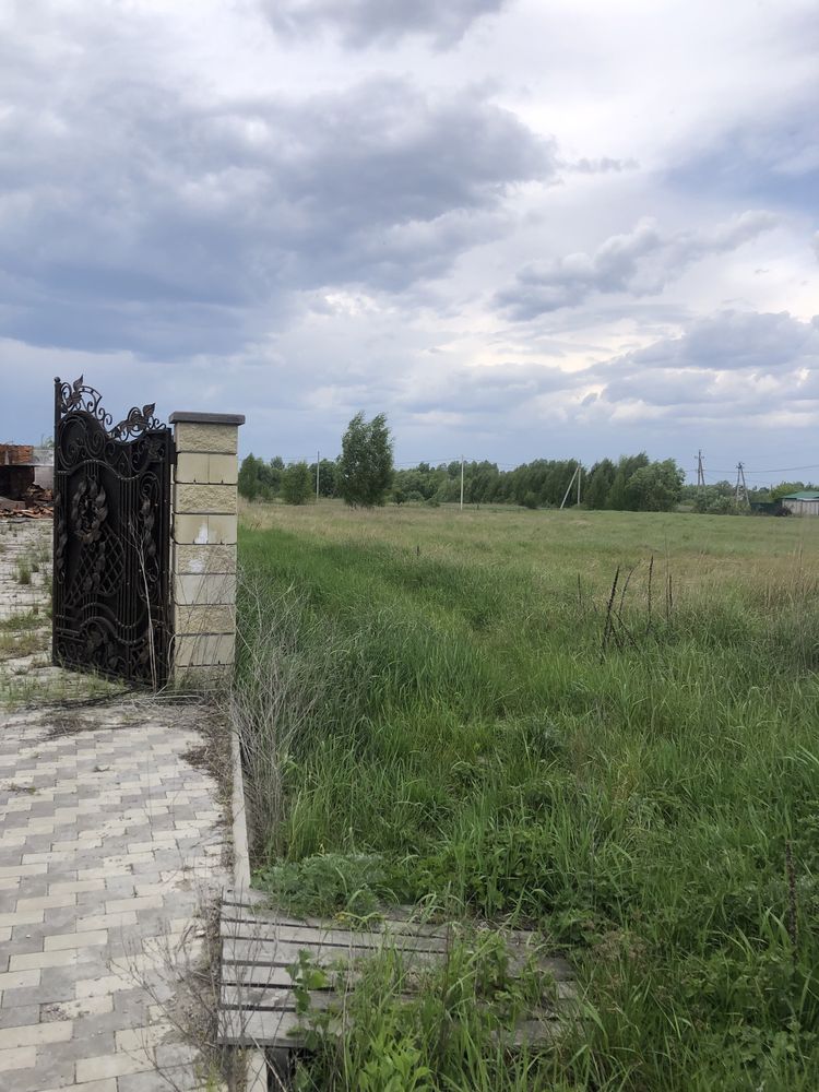 Буча  15 соток ділянка біля лісу