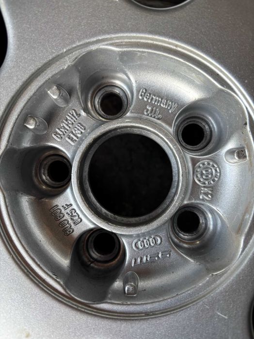 5-100-15  Audi, Volkswagen 6 j  ET 38  dia 57,1. Ціна за 4 шт. 6500.
