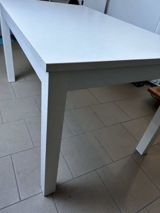 Sprzedam rozkładany stół IKEA LANEBERG – biały 130/190x80 cm