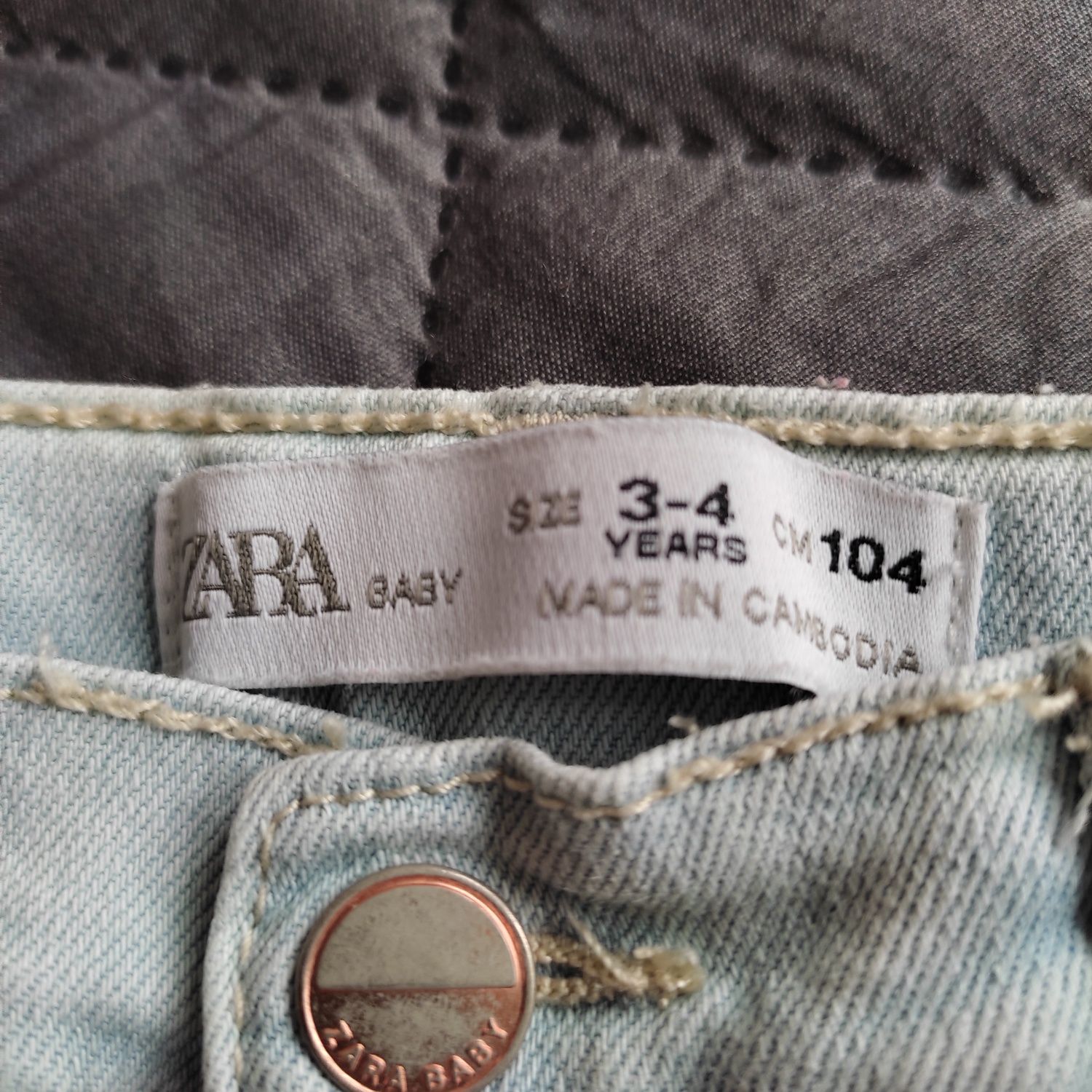 Spodnie jeansowe Zara 104