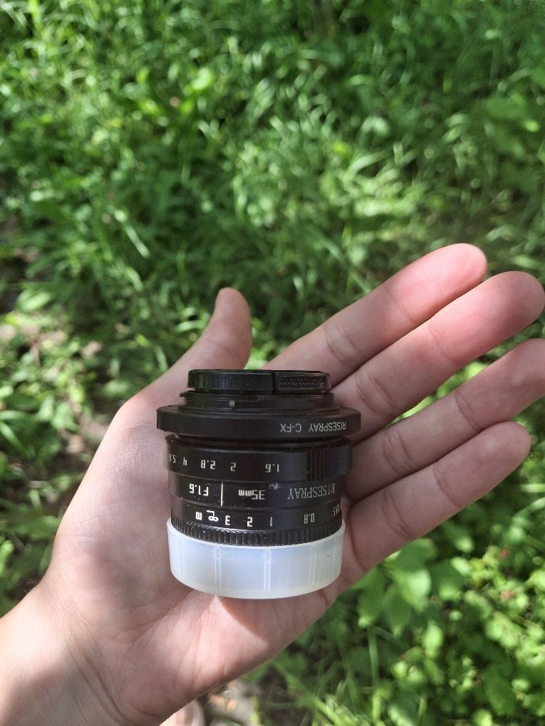 Продаю Fujifilm X-A10 з об’єктивами та оригінальною коробкою