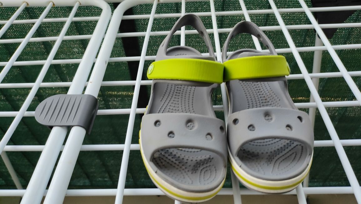 Sandałki crocs C12