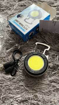 Акумуляторний LED ліхтарик