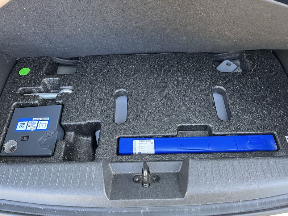 Opel Karl Bi-fuel 1.0