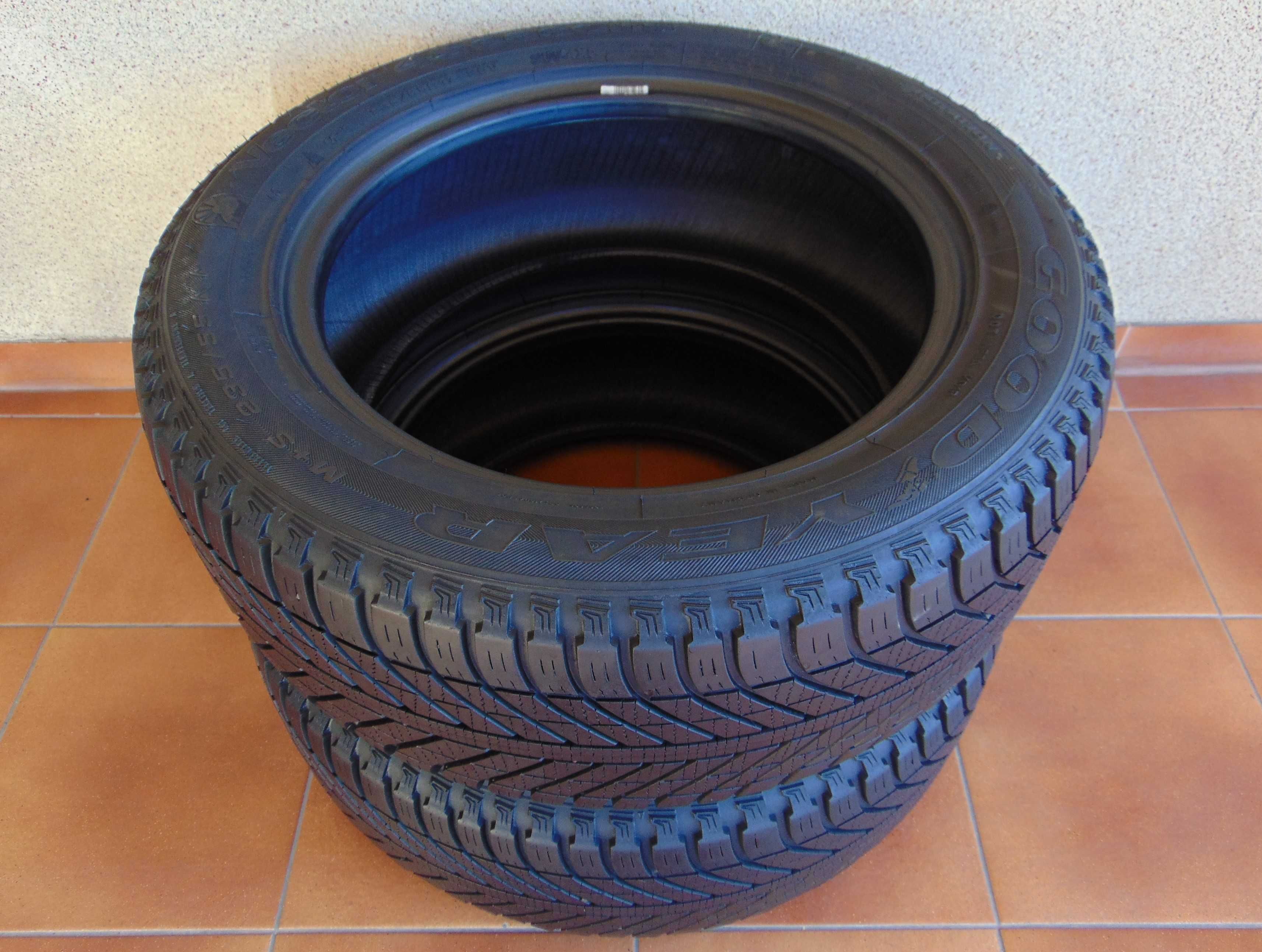 Opony Całoroczne 235/55 R17 GOODYEAR VECTOR 4SEASONS 2szt 16r