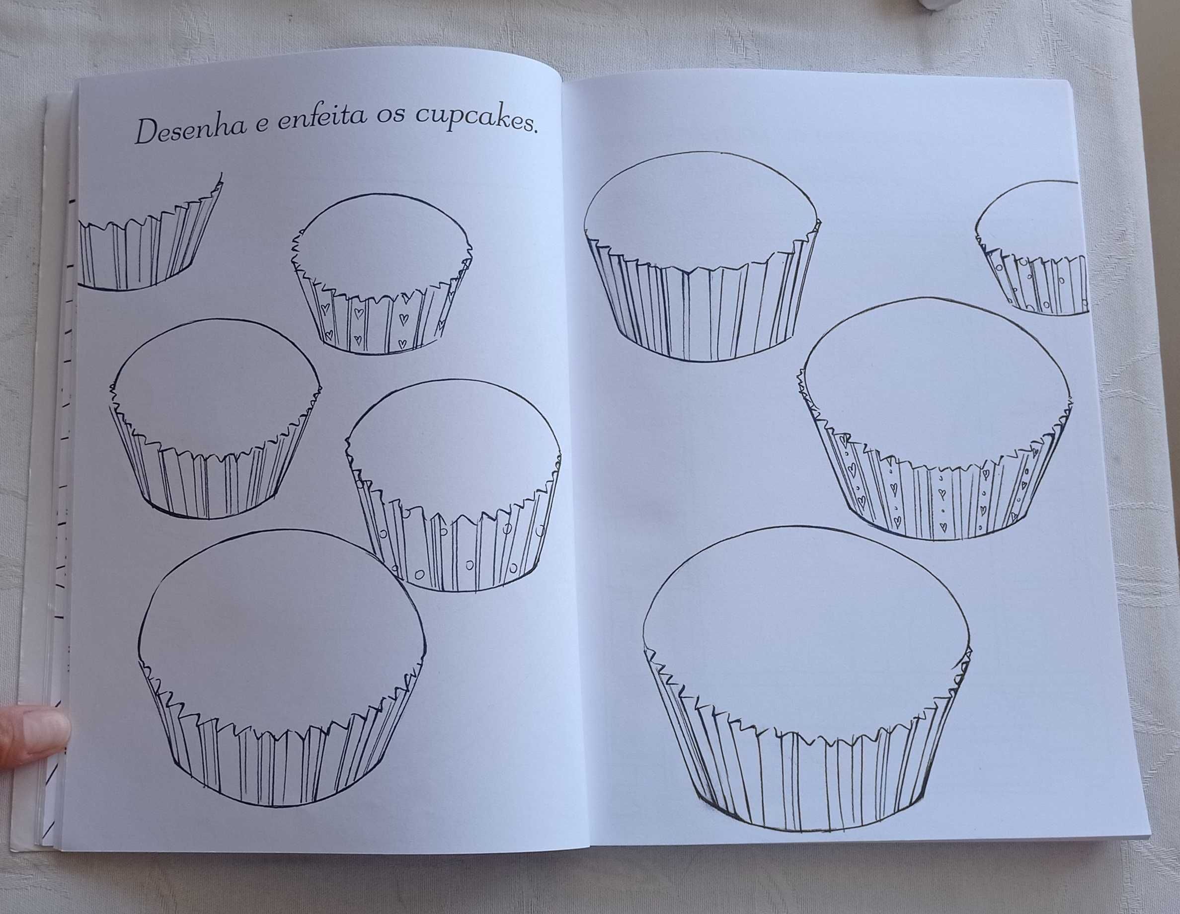 Livro para pintar com desenho muito originais