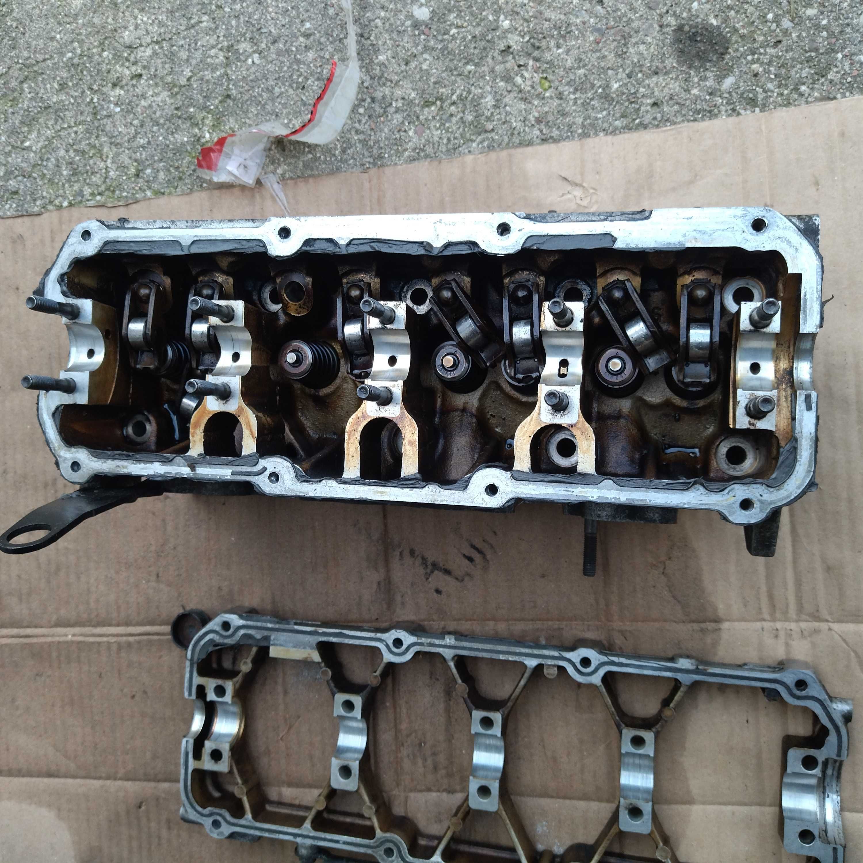głowica wałek pokrywa 06B285A 06B10`3373T 1.6B ALZ bsu passat b5 a4 b6