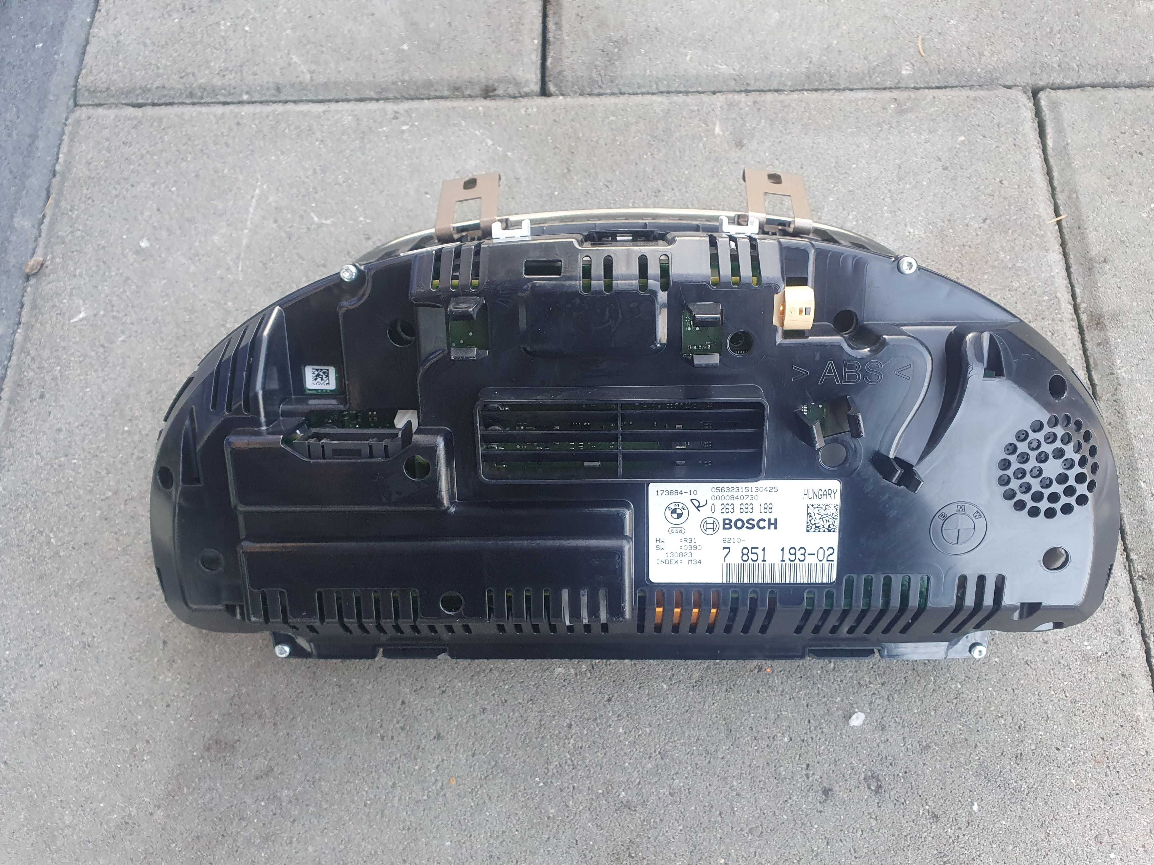 Licznik Zegar bmw m5 f10 m6 f06 f12 f13 v8 4.4 560km