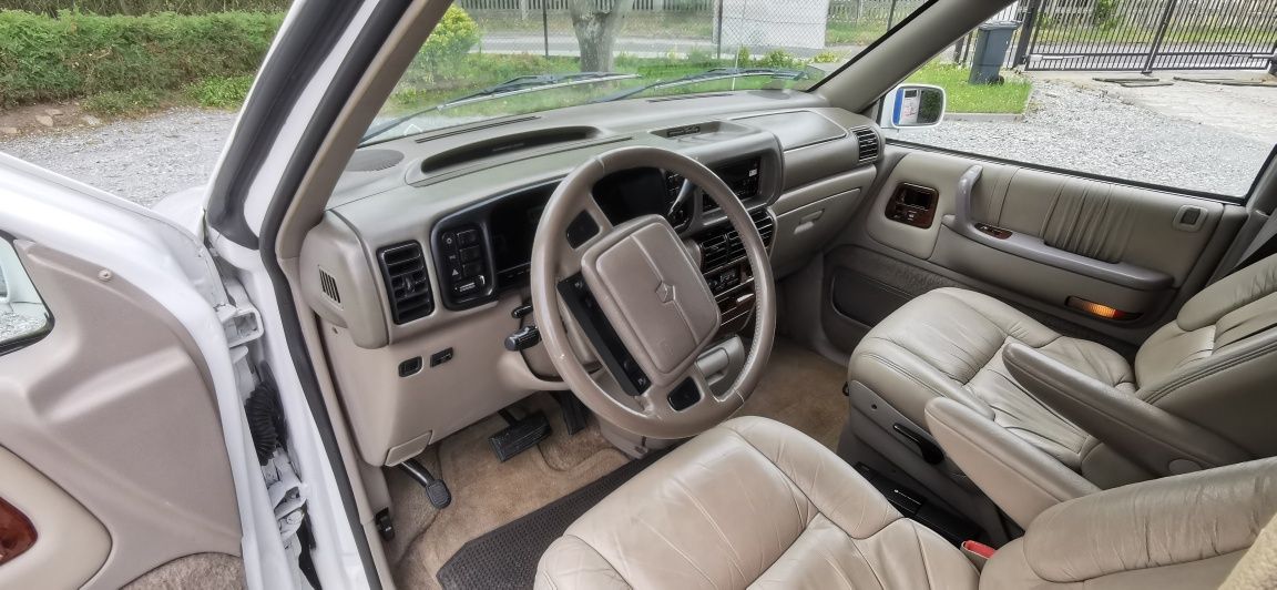 Chrysler Town & Country Voyager klasyk 3,8 V6