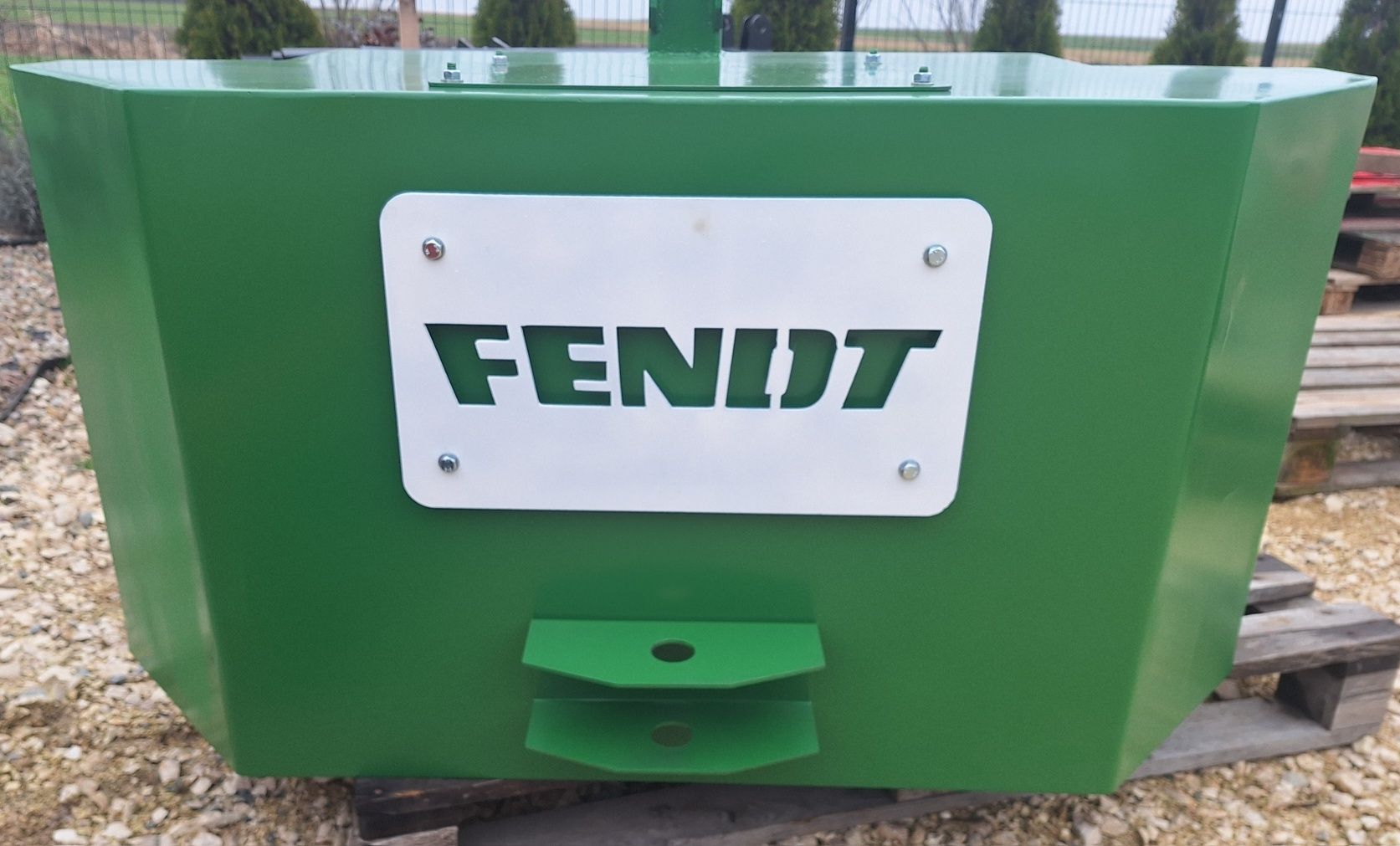 Obciążnik, balast do ciągnika TUZ przód Tył LOGO