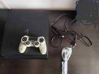 Sprzedam PlayStation 4
