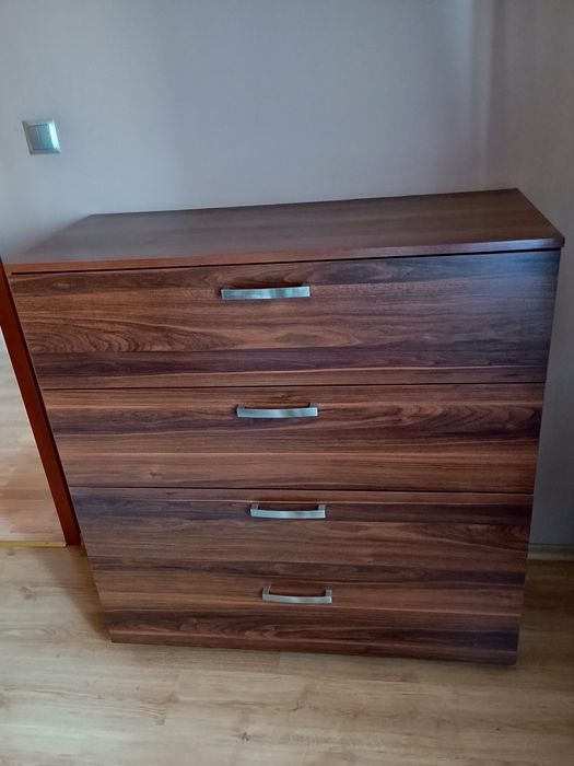 Meble kuchenne na wymiar, meble łazienkowe, meble z drewna, garderoby