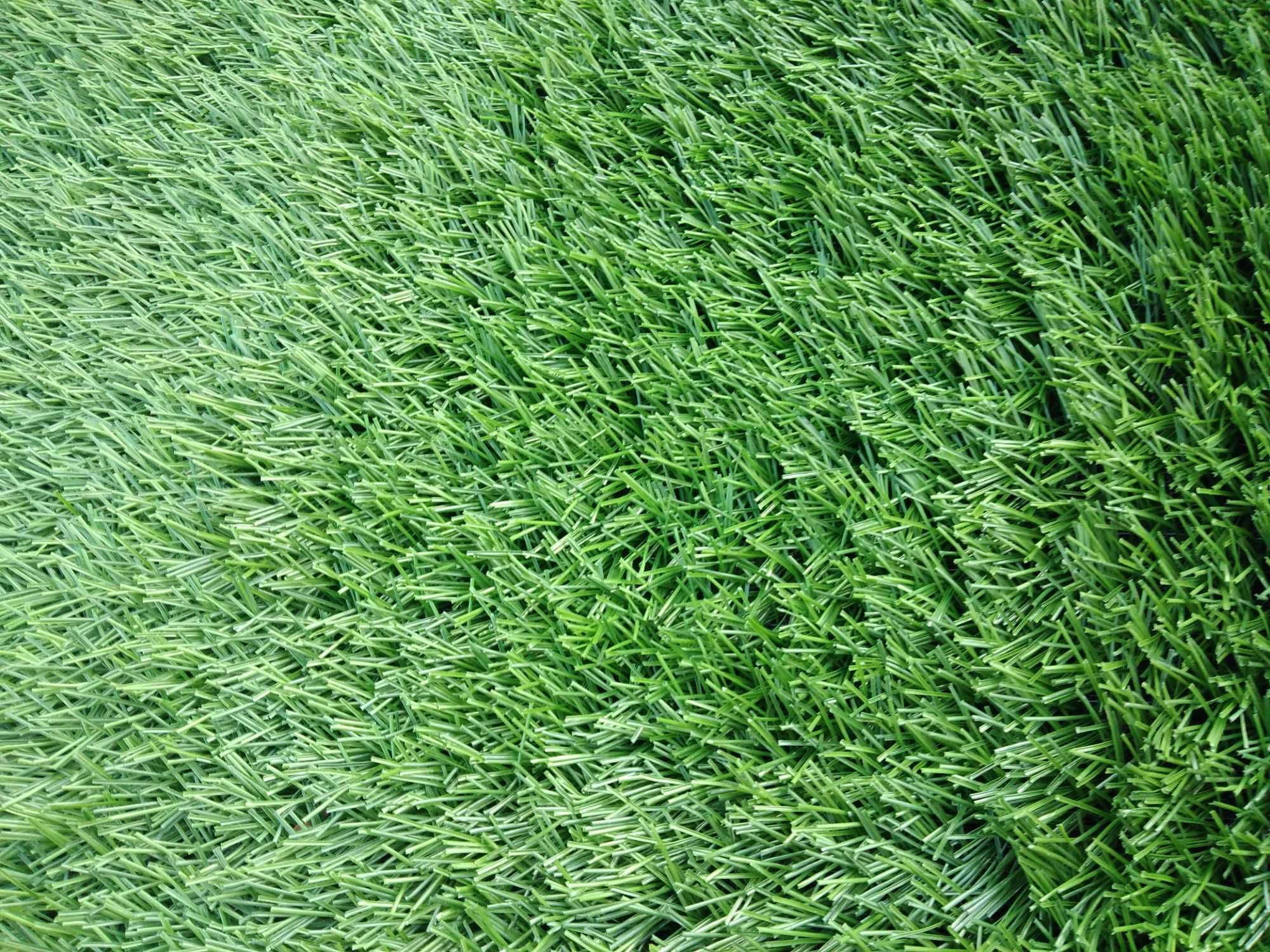 Profesjonalna  sztuczna trawa piłkarska..wys. 4 cm Europeangrass