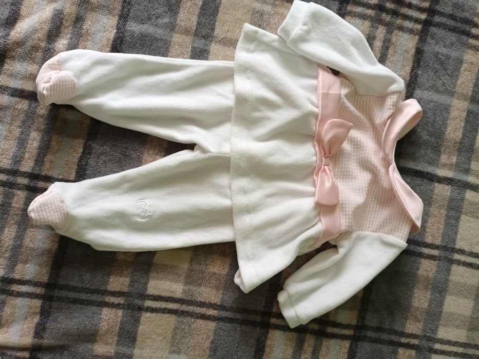 Продам дитячий костюмчик .Ціна за 1шт.