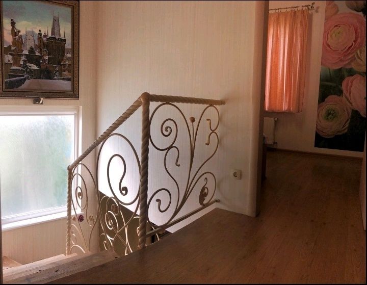 Сдам дом  Совиньон генератор 3 к евроремонт,место для авто можно живот