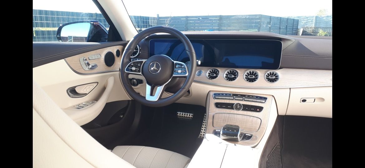 Mercedes-Benz Klasa E 220D Coupe. 4Matic , 9G TRONIC