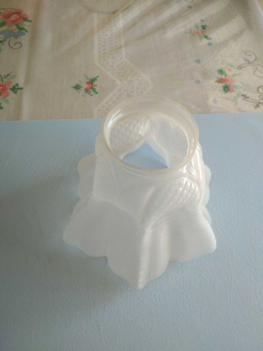 Tulipa muito antiga para candeeiros