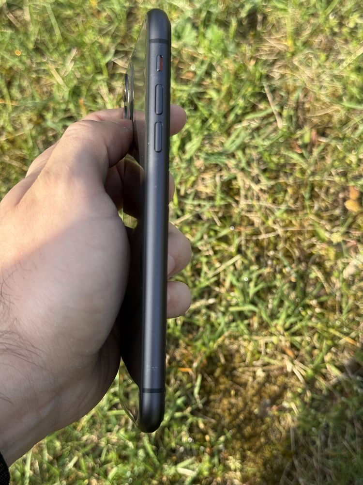 iPhone 11 Black 64 GB STAN IDEAL