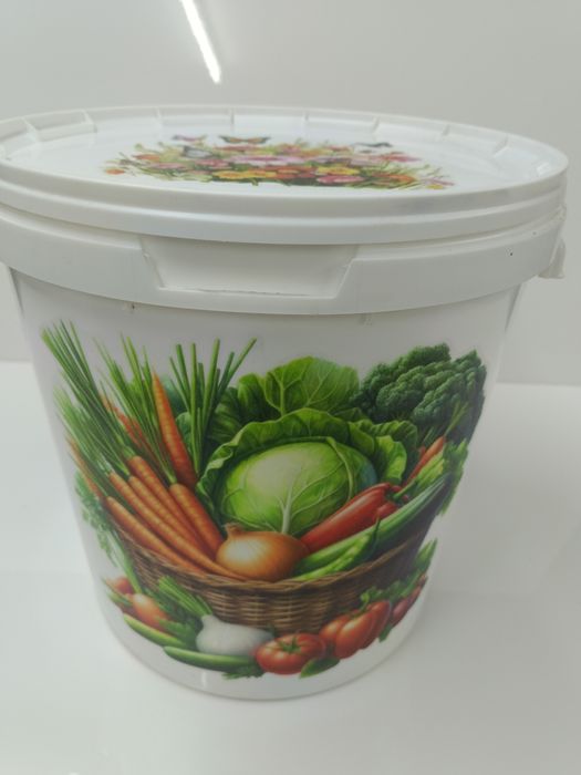 Obornik koński w dużym wiadrze 20L