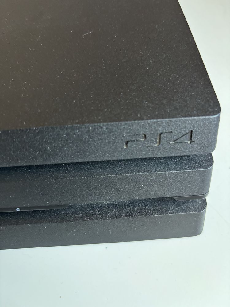 Sony Playstation 4 PRO + SSD 1Tb