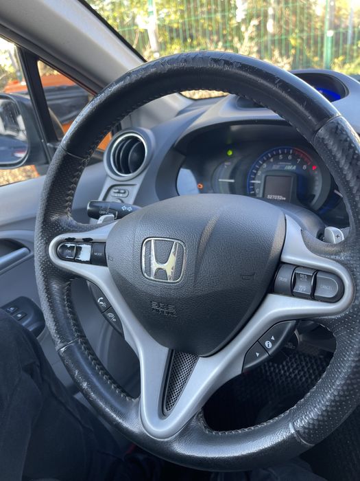 Honda INSIGHT 2012 1.3 гибрид