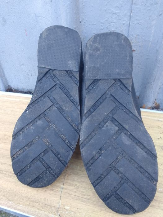 Ботинки Columbia размер 41 с ньюансом. Для работы.