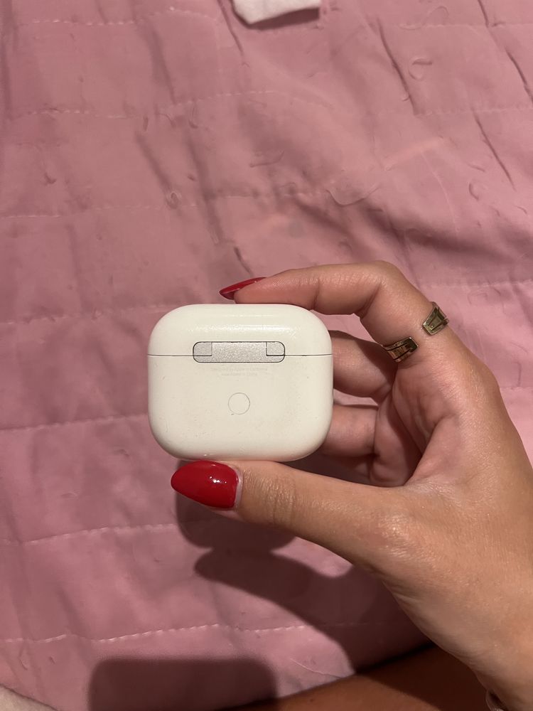 Caixa de carregamento lightning Airpods 3