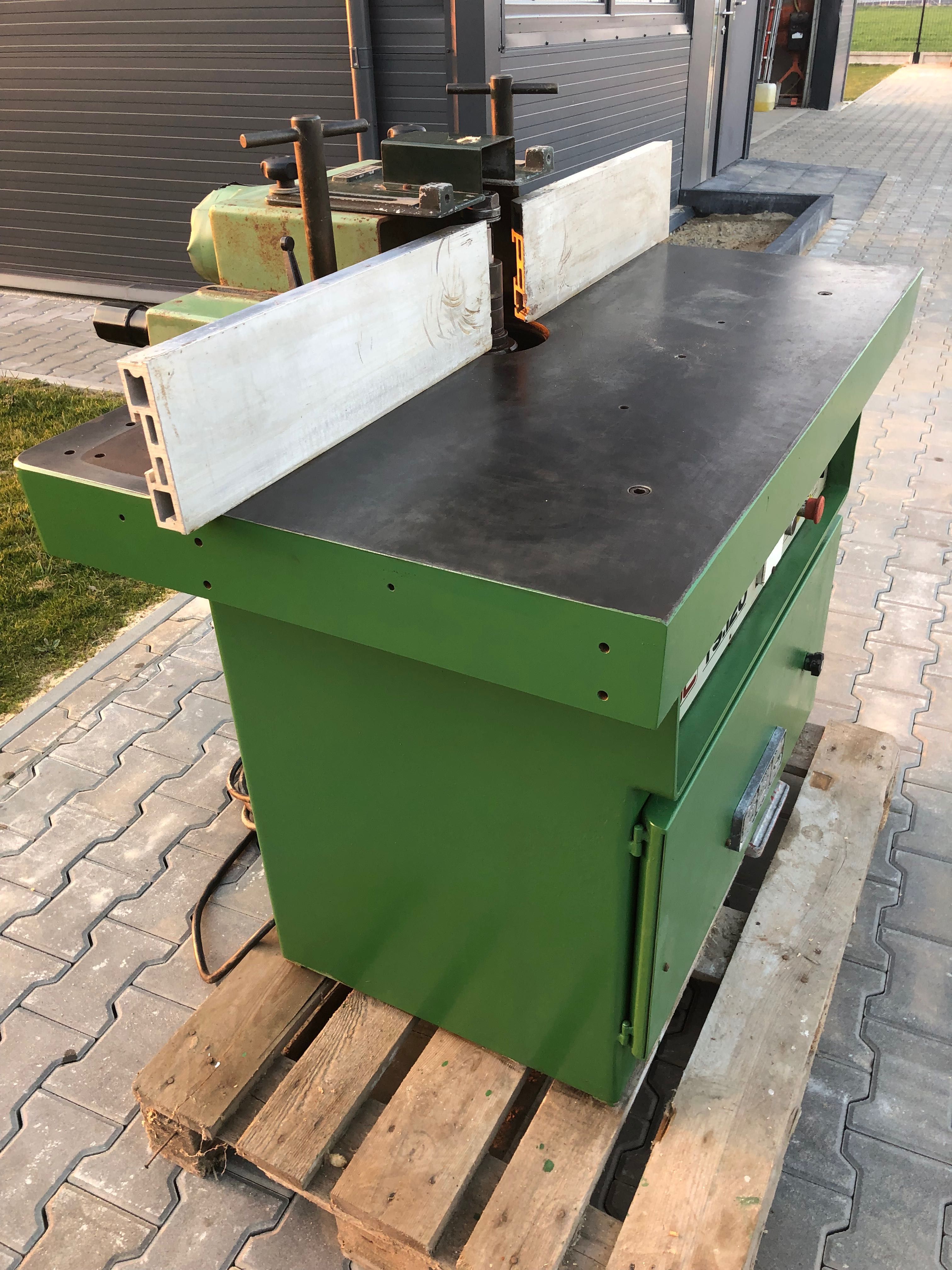 Frezarka dolnowrzecionowa SAC TS 120