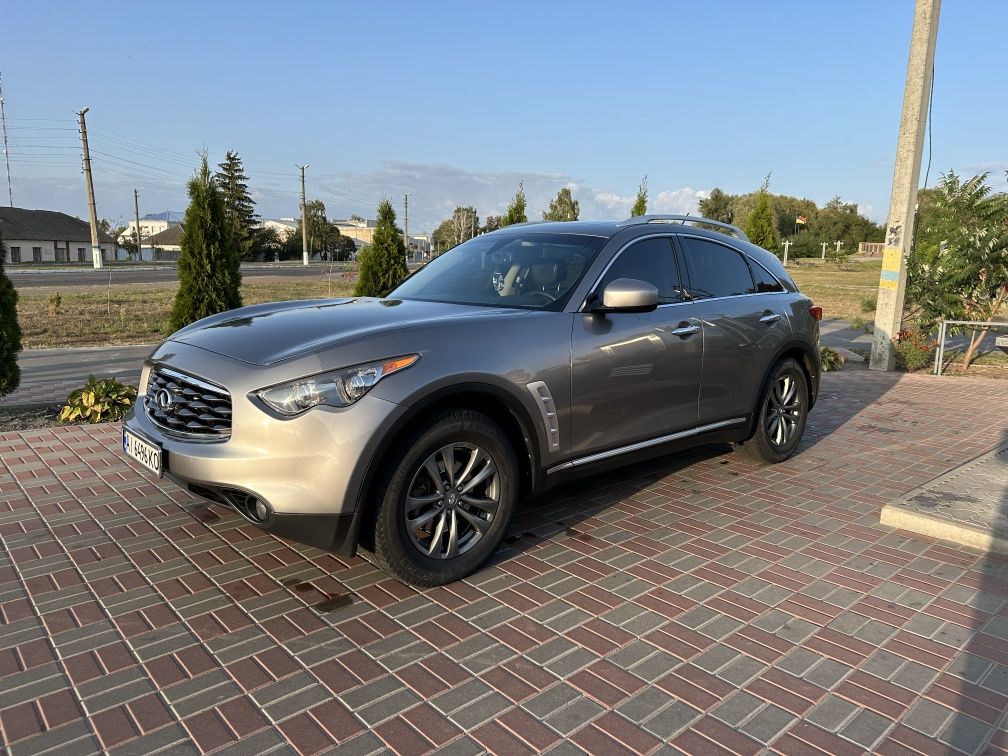 Infiniti fx 35, 2010р