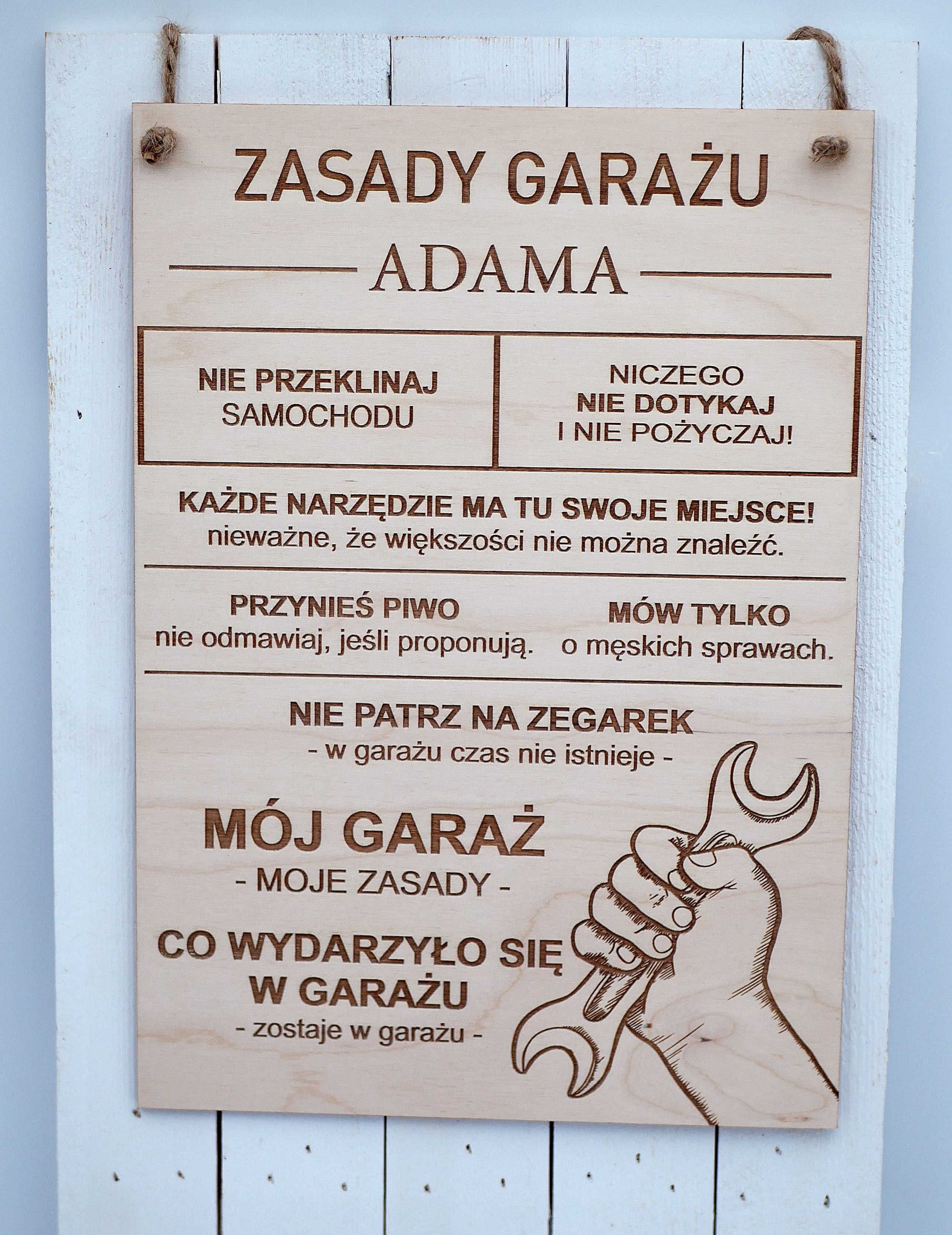 Tabliczka zasady garażu z imieniem PREZENT