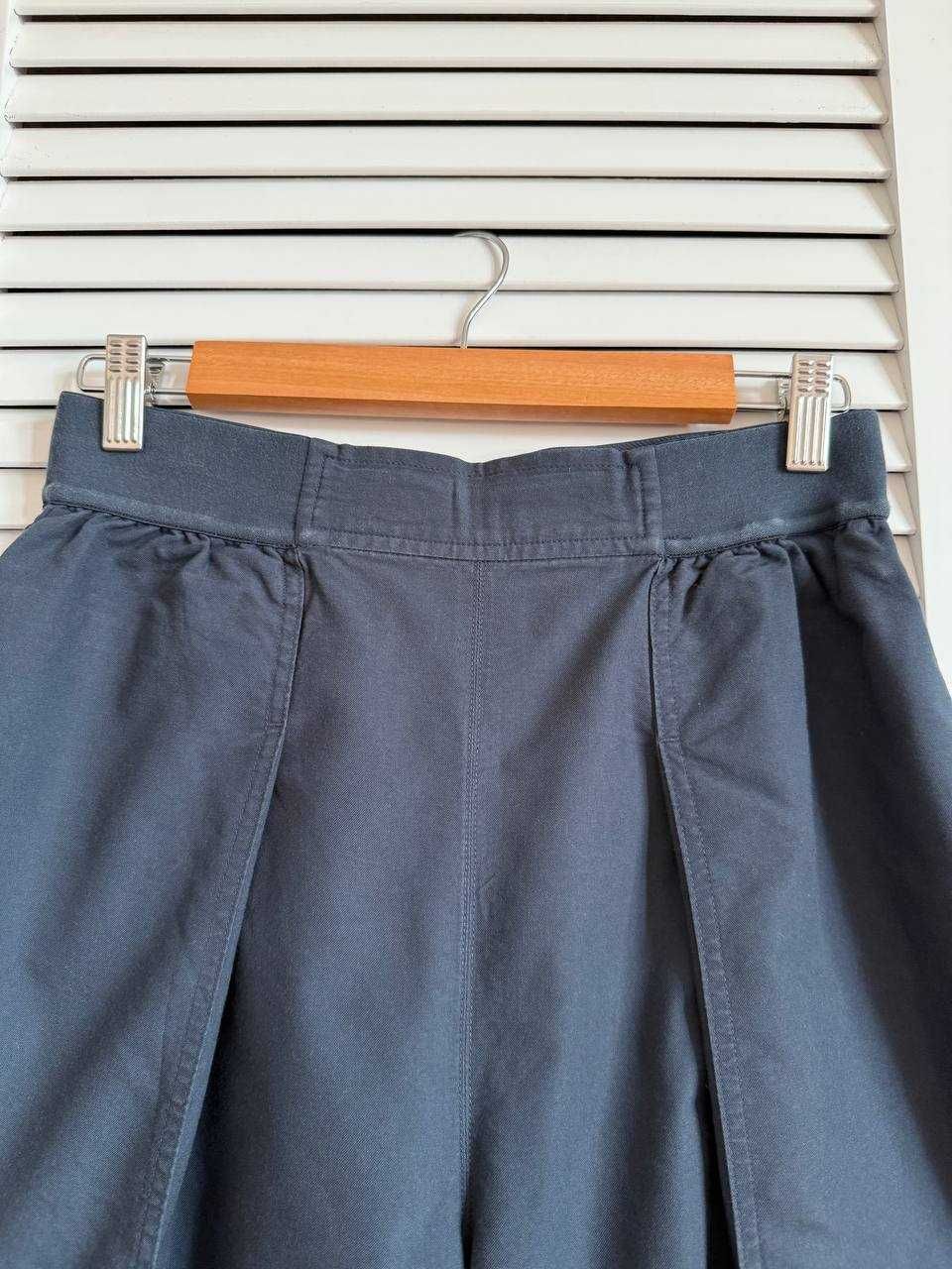 Кюлоти Uniqlo пляшкового кольору