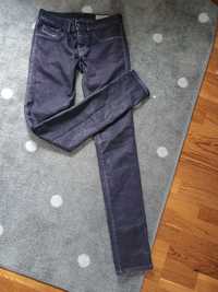 Fioletowe dopasowane jeansy Diesel W25 S/M