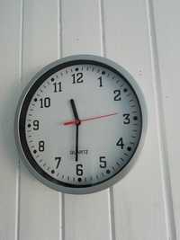 Zegar analogowy Quartz na ścianę  średnica 40 cm