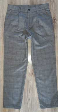 RESERVED modne spodnie w kratkę na 176