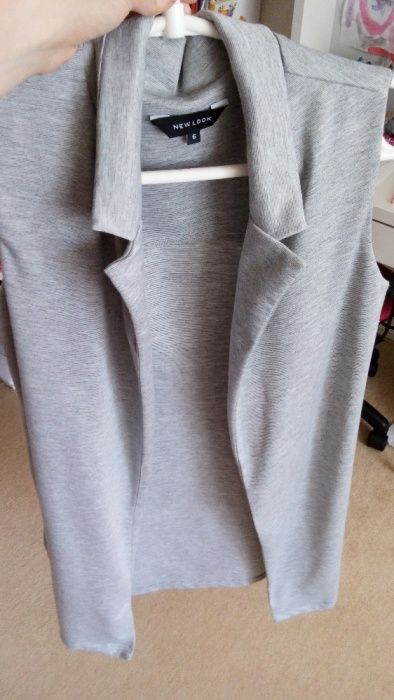 Długa marynarka bez rękawów