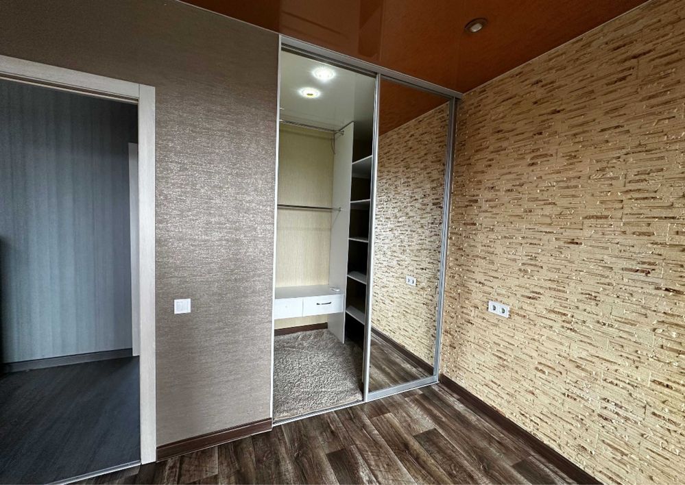 Продам 4х квартиру Салтовка 626 микрорайон