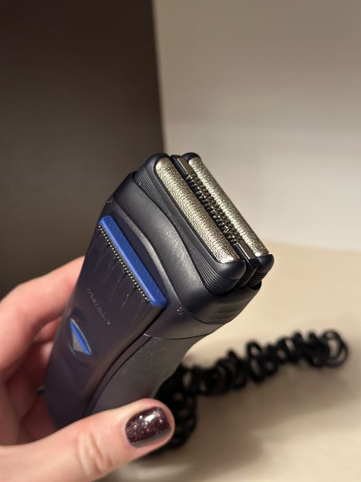 Електробритва чоловіча. Braun 300 Series 3. Електробритва braun.