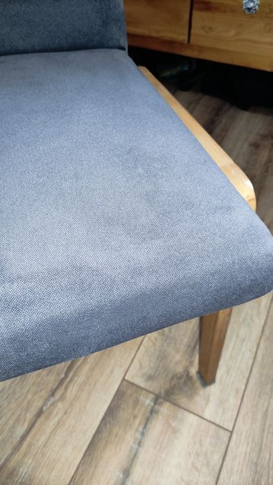 Krzeslo krzesla tapicerowane model Aga