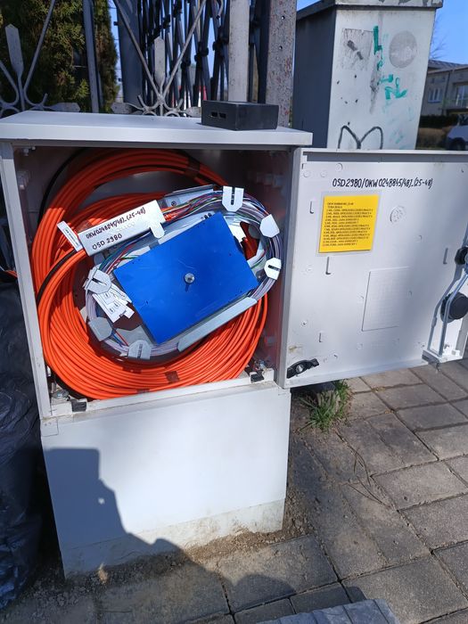 Spawanie światłowodów,budowa sieci FTTH