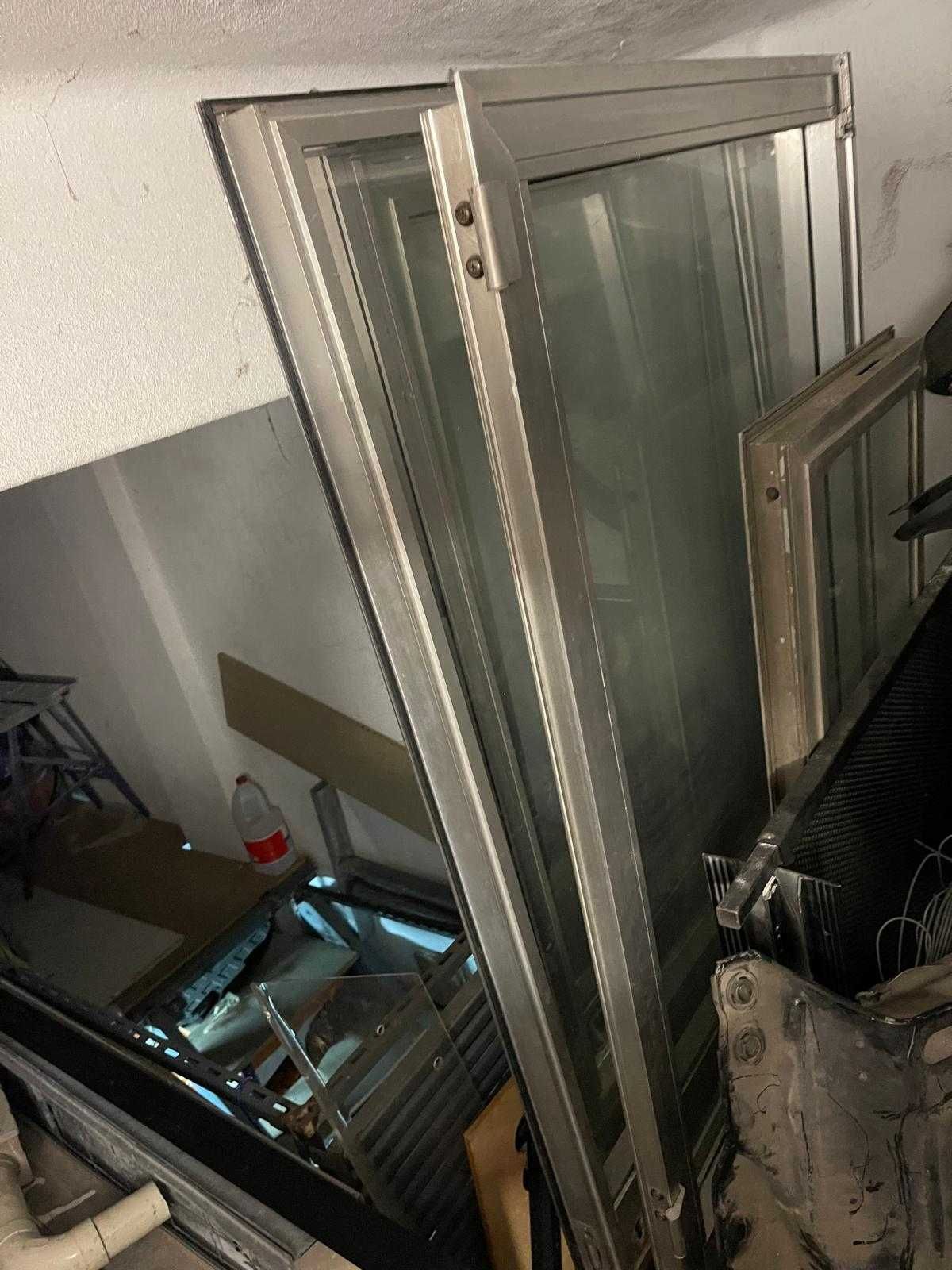 Porta alumínio completa com vidro