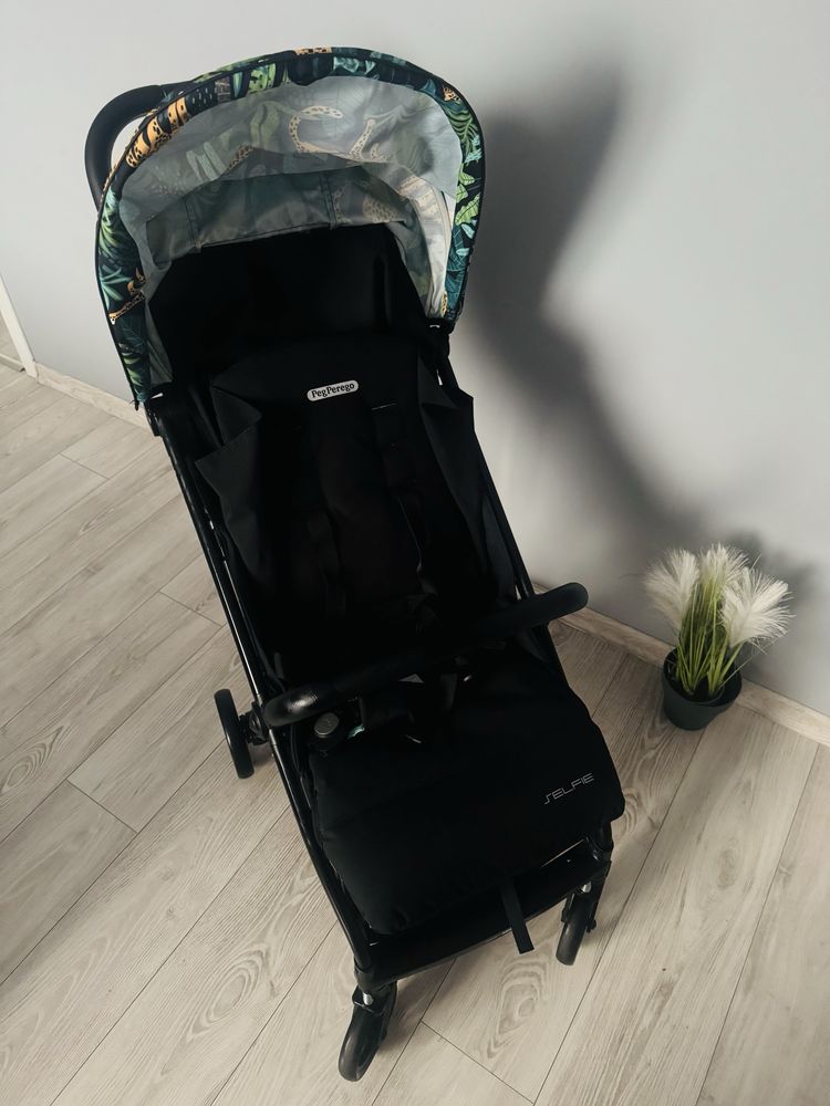 Peg Perego Selfie - wózek spacerowy lekka spacerówka Jaguars