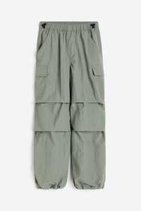 H&M Spodnie spadochronowe khaki 170