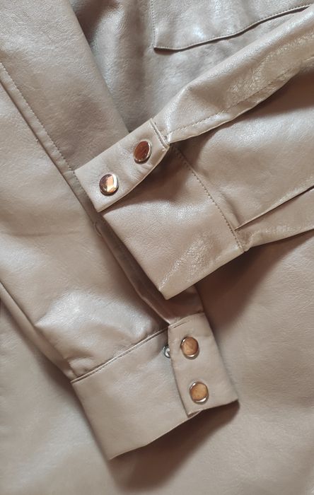 Куртка/рубашка экокожа. Бежевая куртка весна осень. Куртка екошкіра .