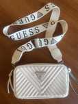 Сумочка Guess 19/12 см.