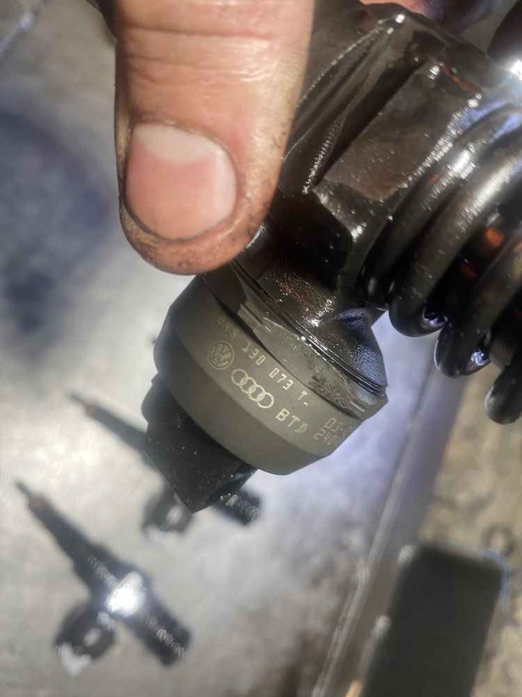 Насос форсунка 045130073T 038130073F 1.4 1.9 TDi ATJ AMF AJM AUY BAY