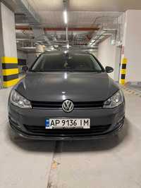 Авто Volkswagen Golf VII 1.6 TDI MT.