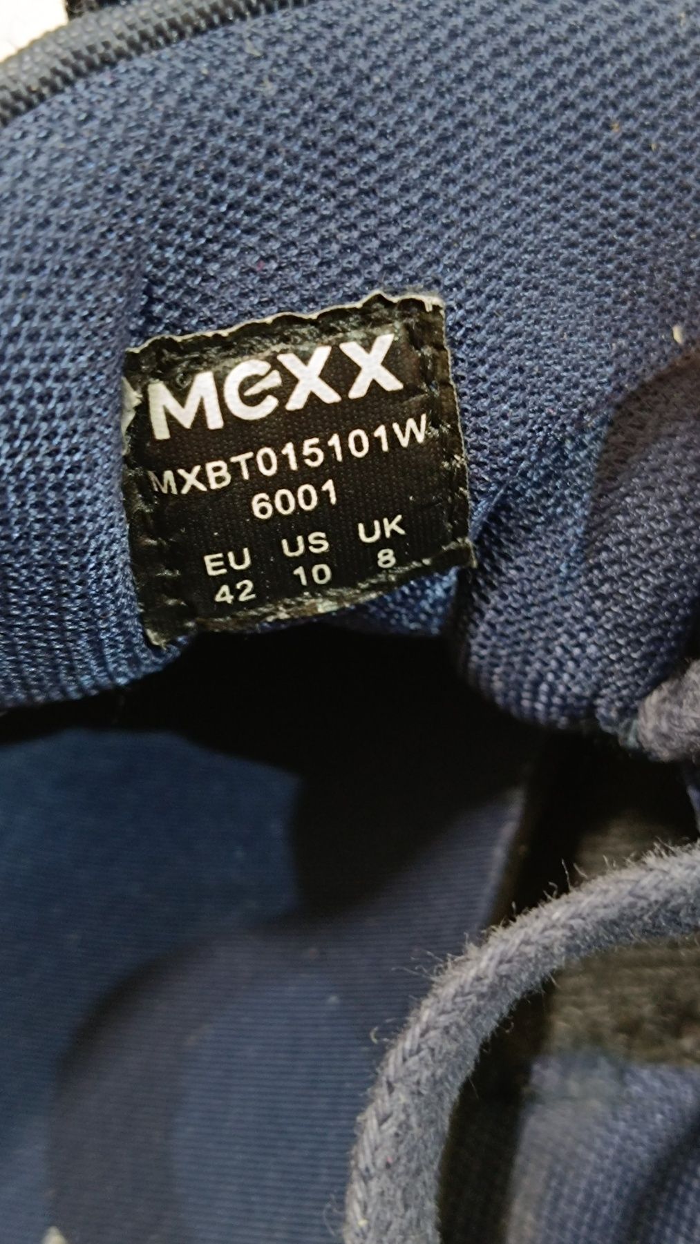 Кросівки жіночі 42р 27.3см MEXX