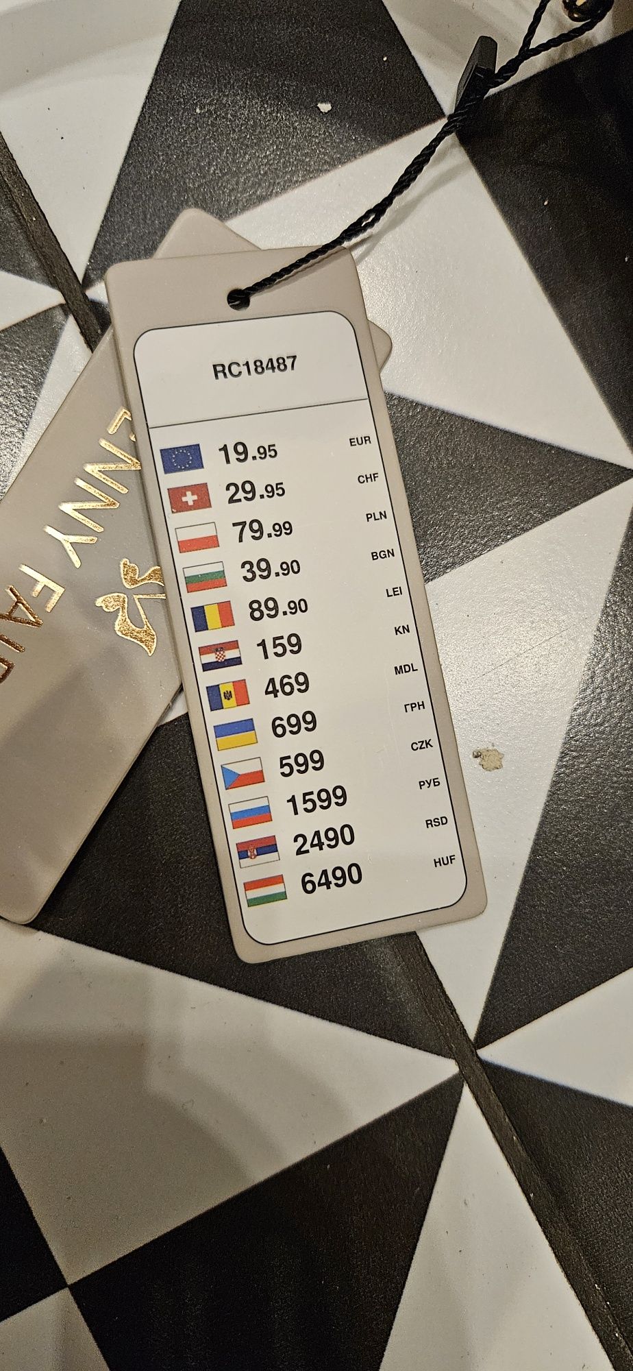 Nowa torebka w kolorze łososiowym/jasnym różu, cena niższa o 50%