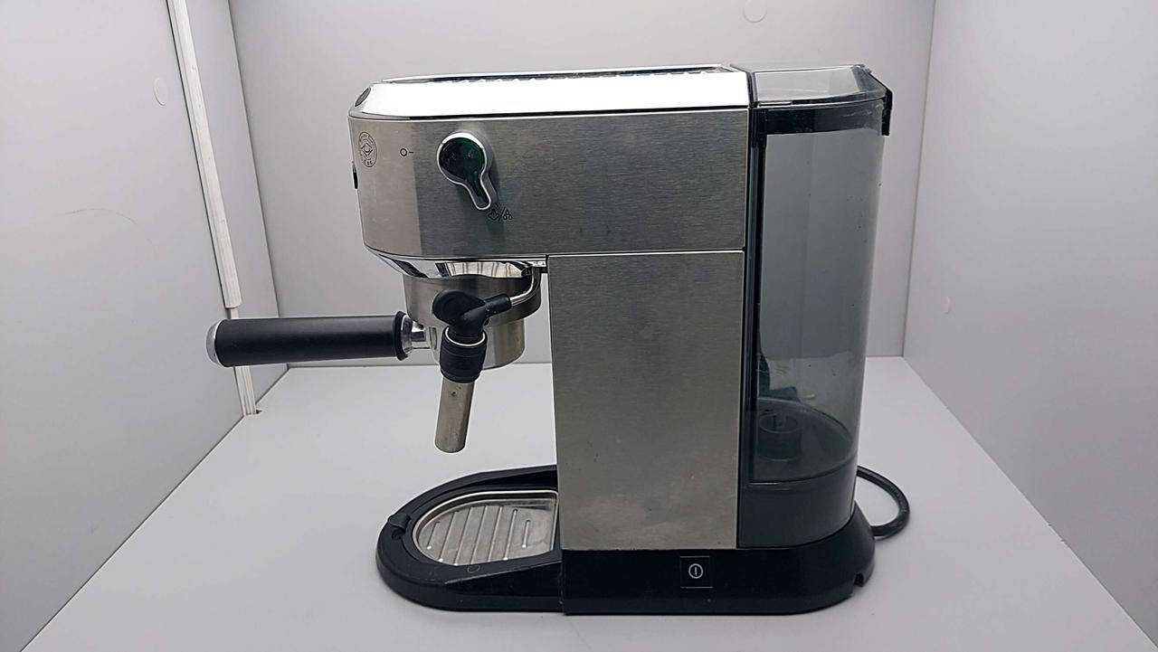 Кавоварка кавомашина Б/У Delonghi EC 685.M